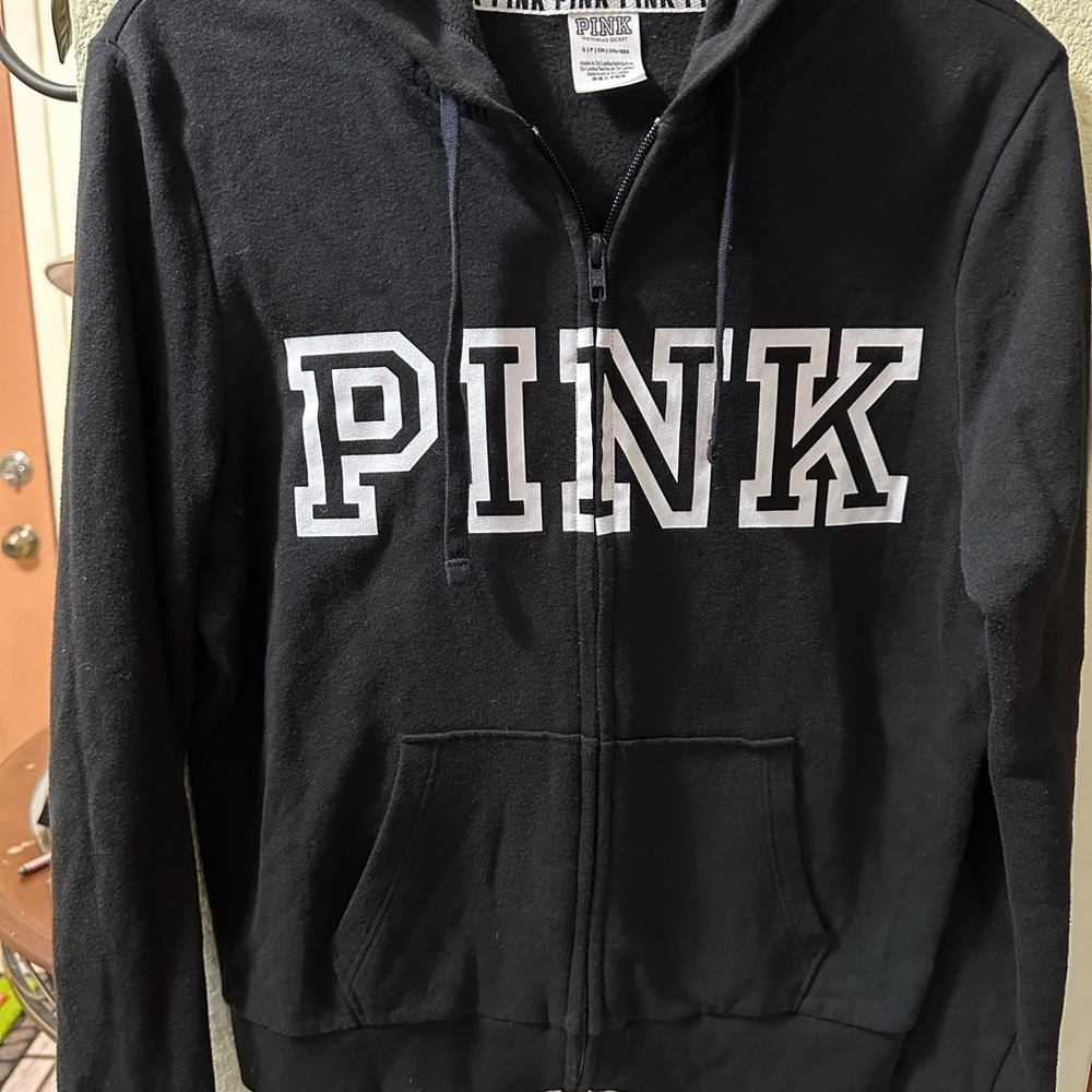 EUC PINK Victoria’s Secret HOODIE - Picture 2 of 9